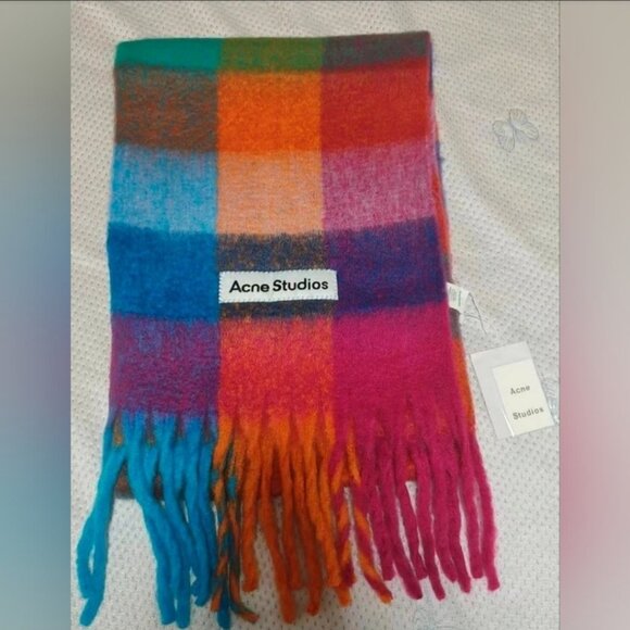 Acne studios scarf - Picture 3 of 3